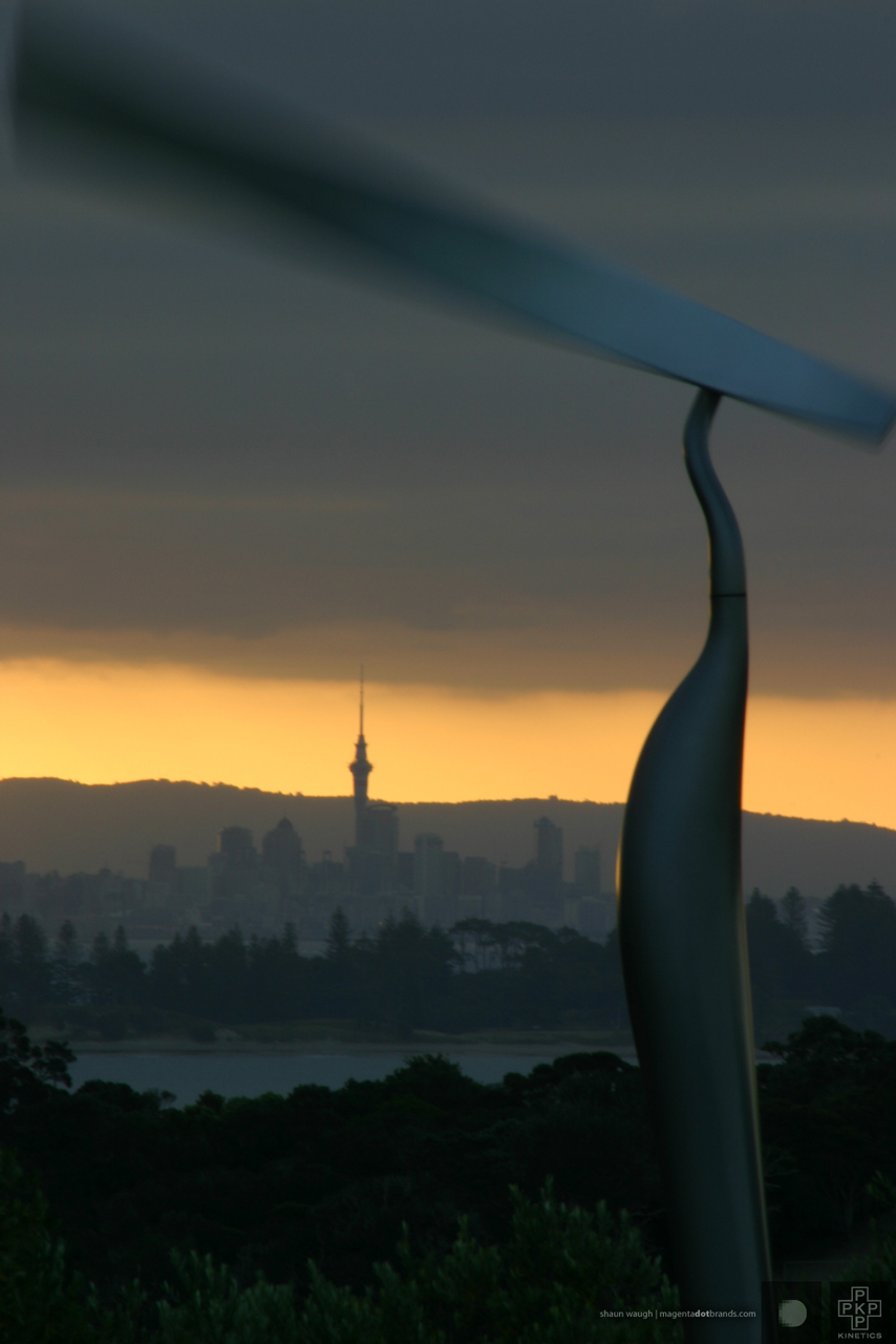 Dinornis. Kinetic sculpture by Phil Price.