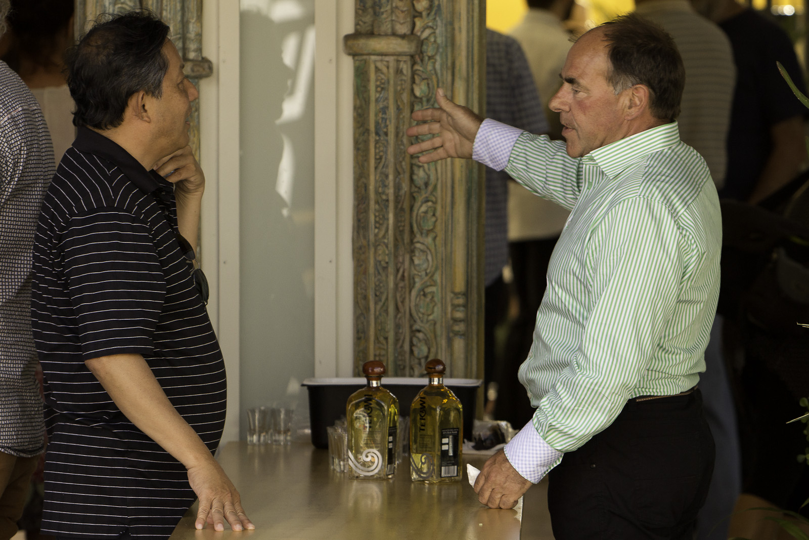 Terry Knight in conversation with Boon.