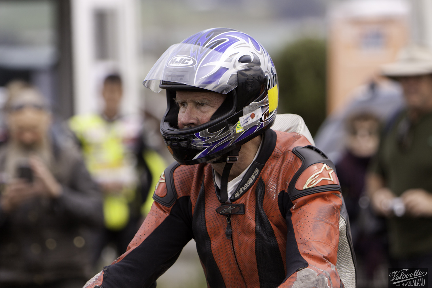 Bluff HIll Climb, BSA Goldstar 500, Burt Munro Challenge, Classic Pre ‘63, Flagstaff Road, Graham Peters, Motupohue, New Zealand, NZ Hill Climb Champs, Rider 85, start finish line