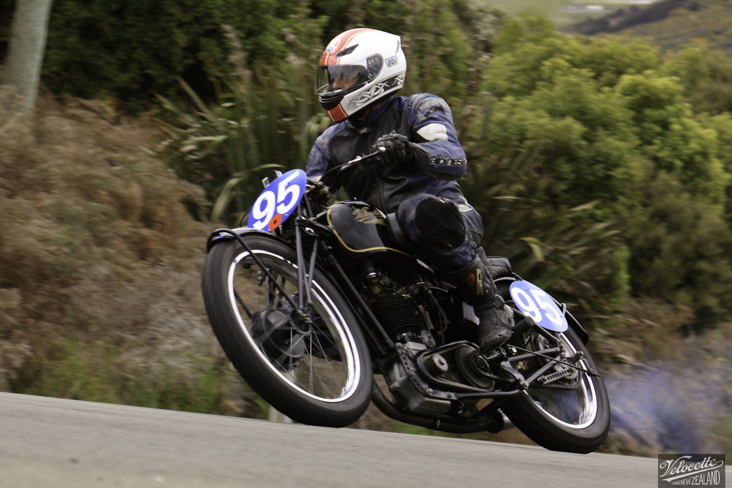 Bluff Hill, Bluff HIll Climb, Burt Munro Challenge, Flagstaff Road, Motupohue, Neville Mickleson, New Zealand, NZ Hill Climb Champs, Rider 95, Velocette KTT MKIV 350