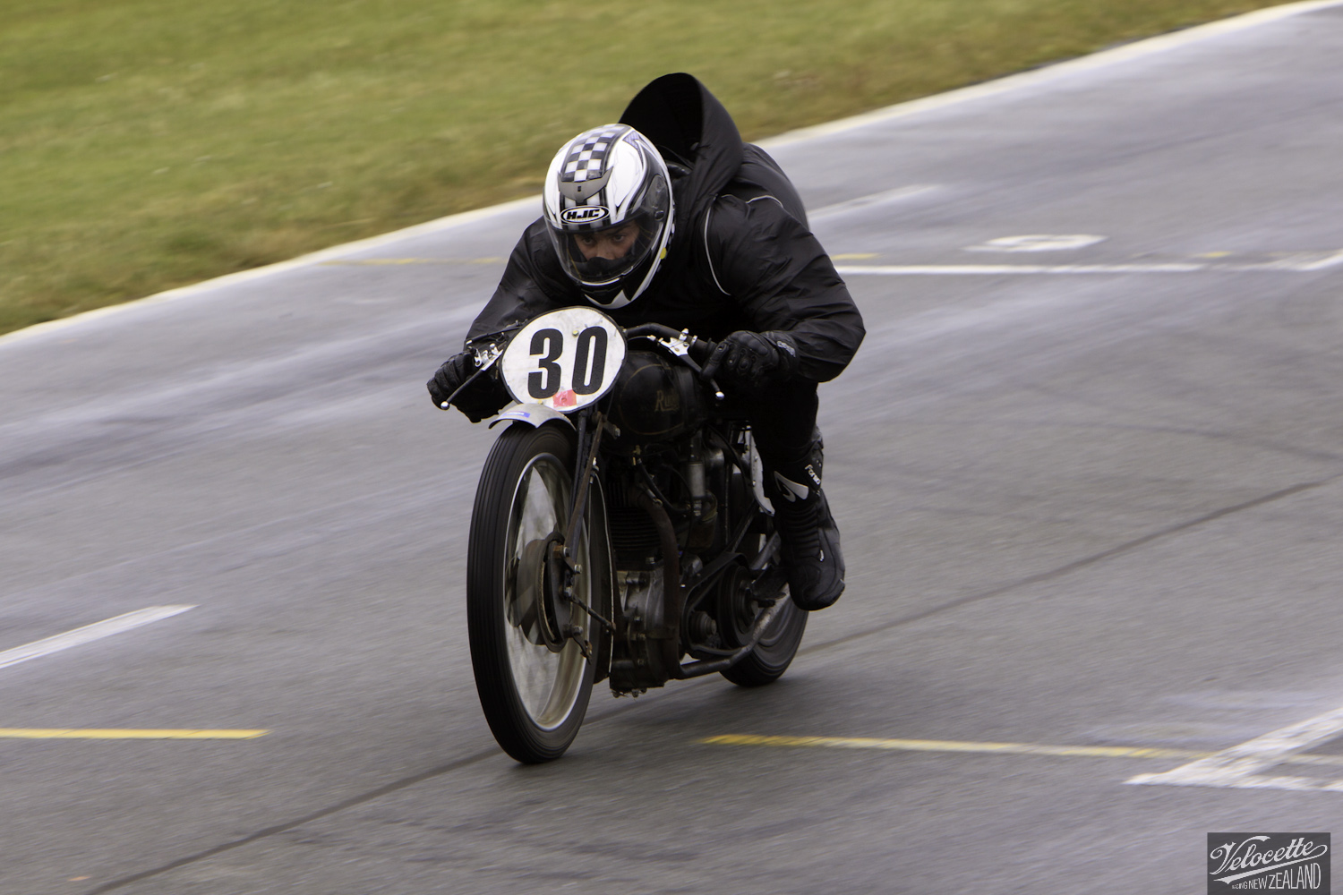 Burt Munro Challenge, Classic Pre ’63 with Girder Forks, Michael Wilson, Rider 30, Rudge Special 350, Teretonga Circuit races
