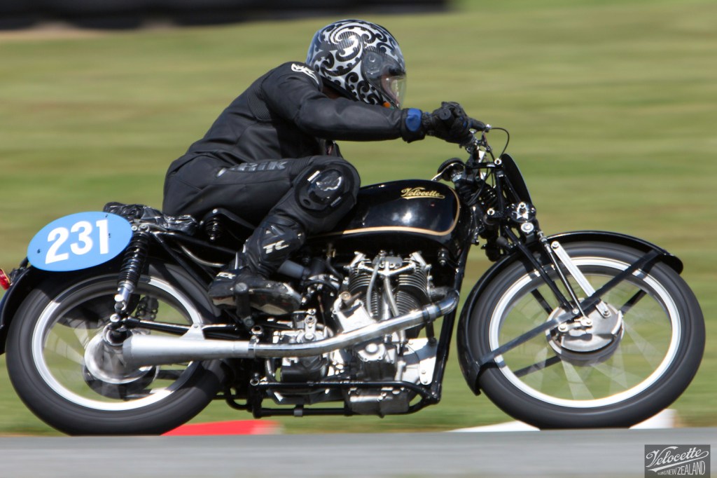 Classic Pre ’63 with Girder Forks, Cloud Craig-Smith, KTT 350, KTT MK VIII, Rider 231, Teretonga Circuit races, Velocette