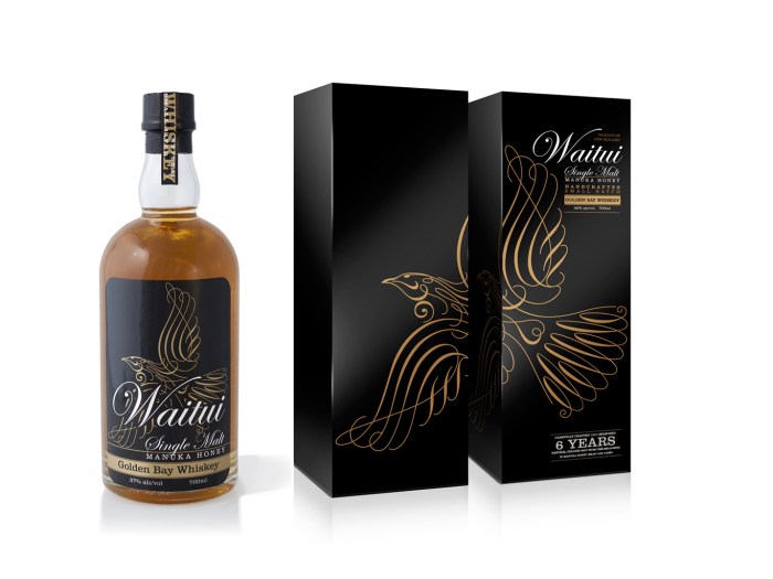 Waitui bottle labelling and gift packaging