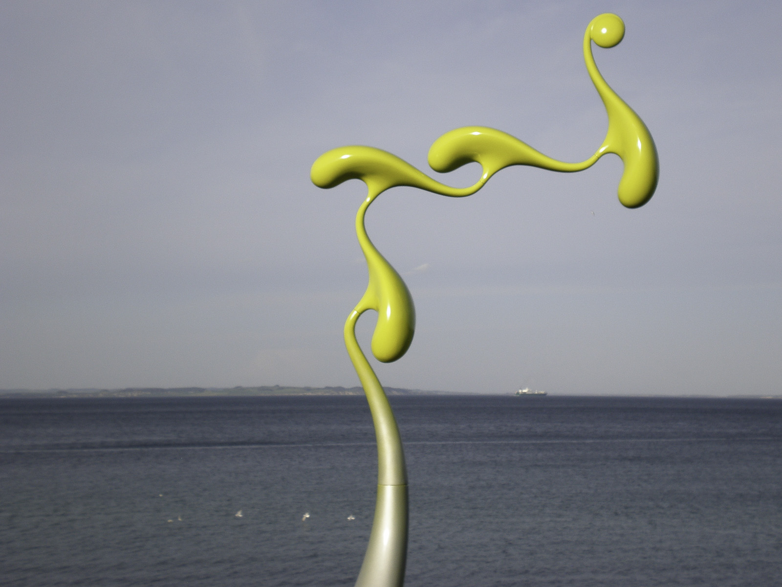 Phil Price ‘Morpheus’, composite materials and stainless steel, 9m at Sculpture by the Sea, near Aarhus, Denmark, 2009.