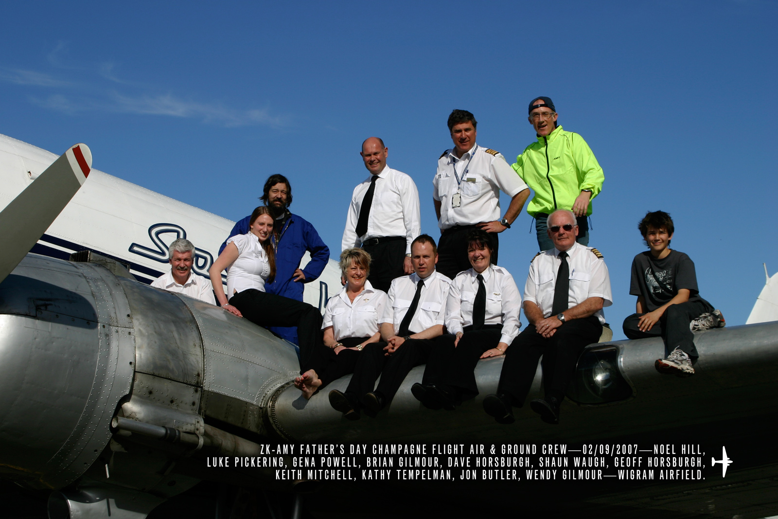 Southern DC3 Father’s Day Champagne flight air and ground crew, 02/09/2007 at Wigram Airfield.
