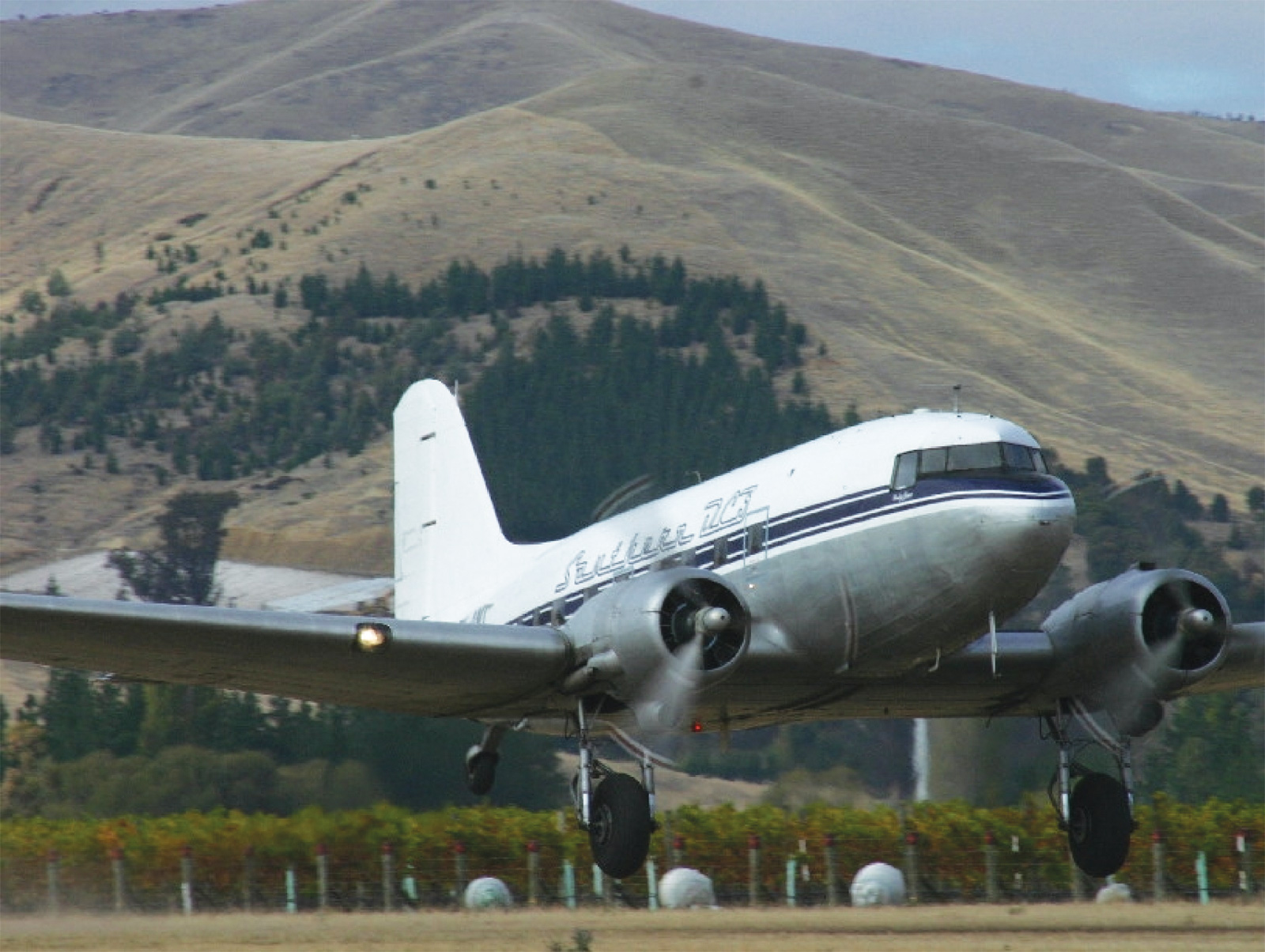 The Southern DC3 landing at Woodbourne airport, Blenheim.