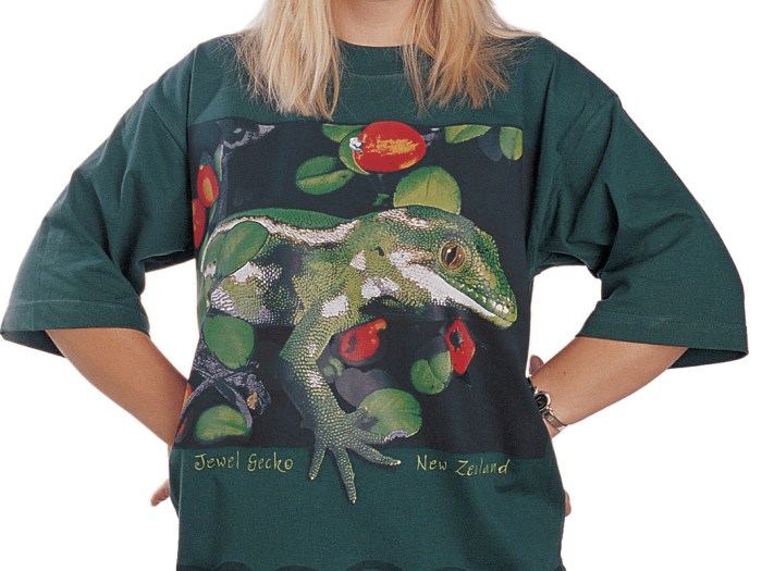 ‘Jewel Gecko - New Zealand’ eight colour T-shirt print on dark green fabric.