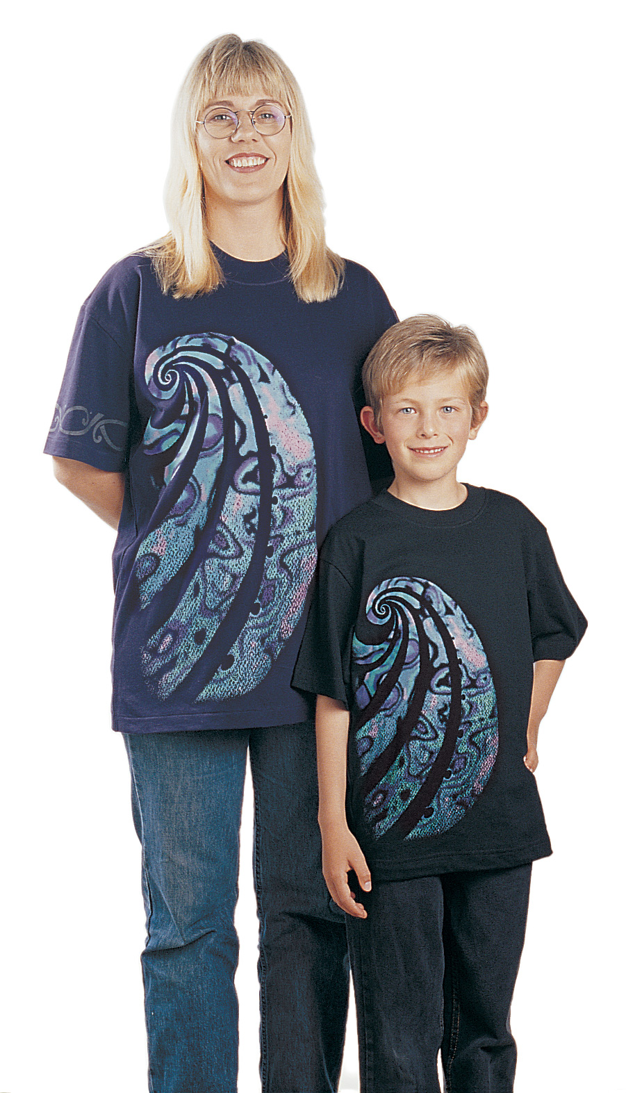 ‘Paua Aotearoa’, adults and kids T-shirt, four colour print on navy and black fabric.
