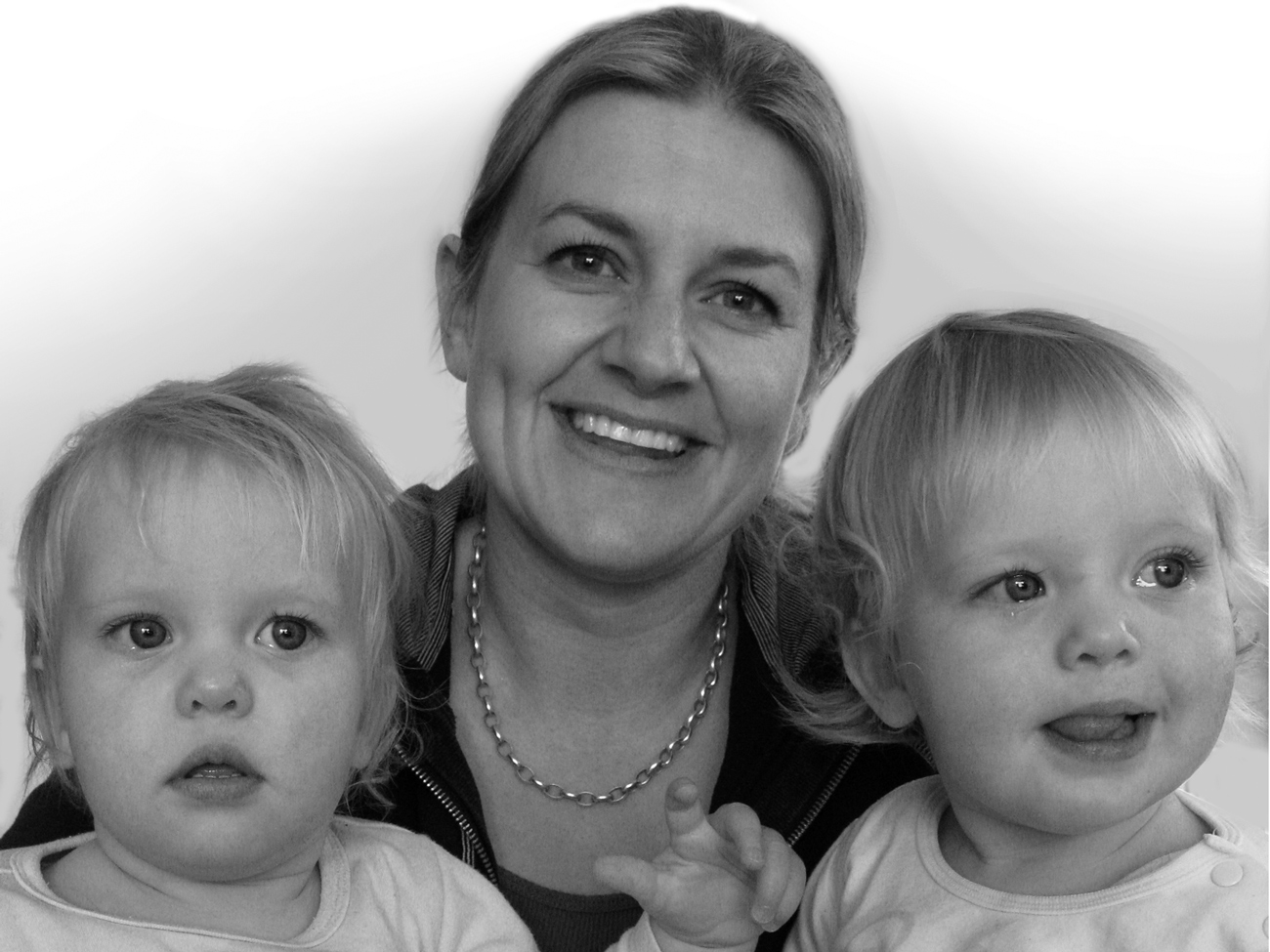 The Pomeroy’s Press. Staff profile image. Andi Hickey and her twins.