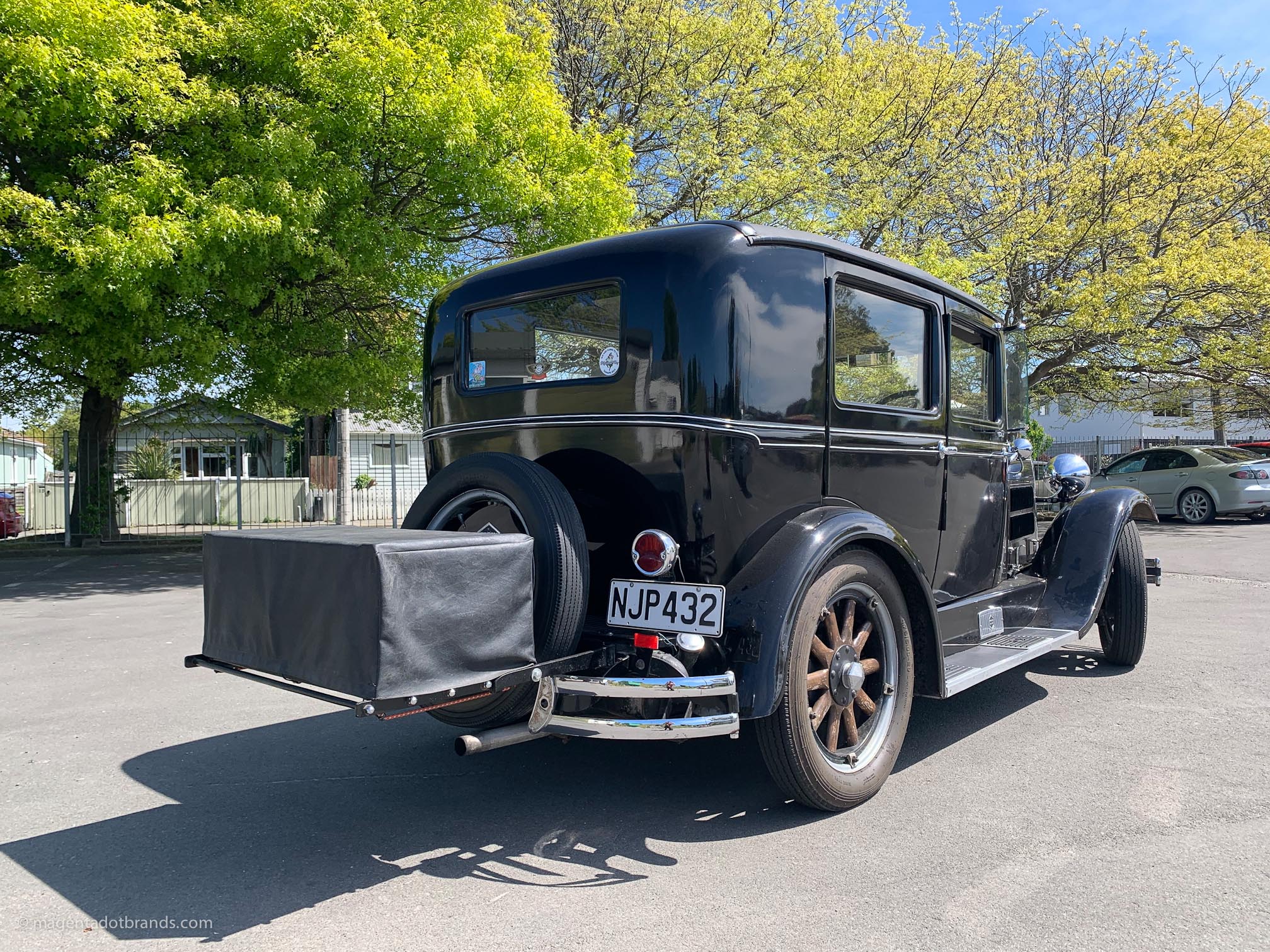Right hand side rear three-quarter view of a restored 1928 Essex Super Six